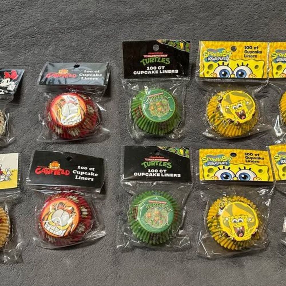 NEW 100 ct Cupcake Liners: Various Packs of Popular Cartoon Characters